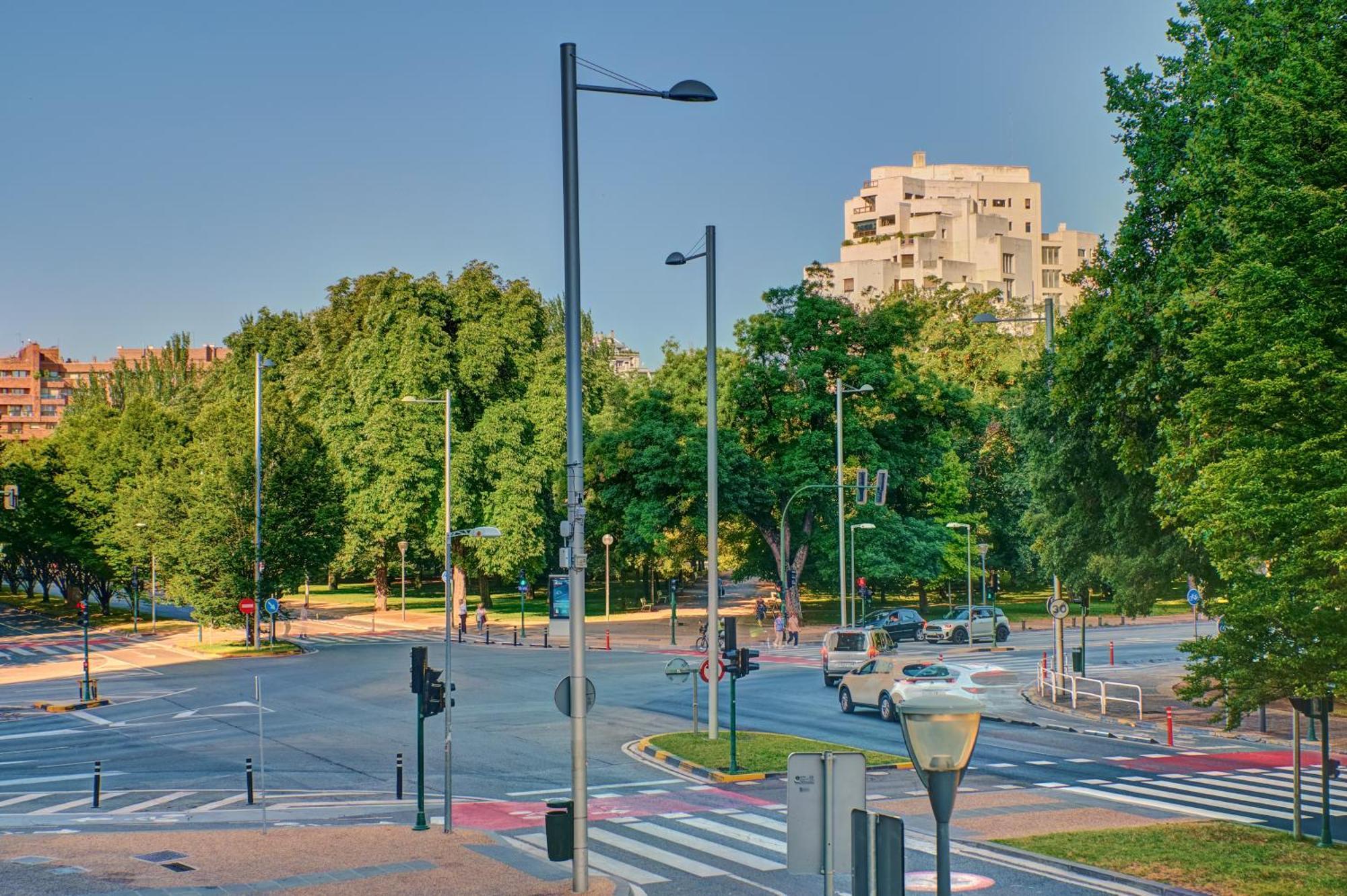 Apartamento Plural By Clabao Пампона Екстериор снимка
